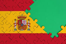 un puzzle composant le drapeau national de l espagne