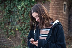 How Are Teenagers Using AI Chatbots And What Are UK Parents Not Seeing?