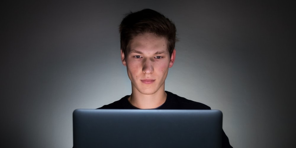 Cyberaddication ado