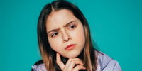 girl thinking about Duke of edinburgh award ucas application