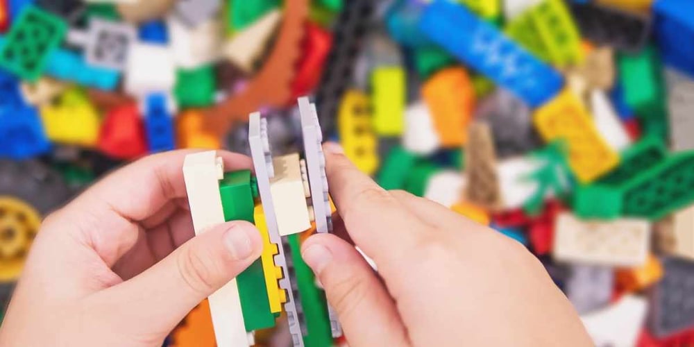 nnos-jugar-a-lego