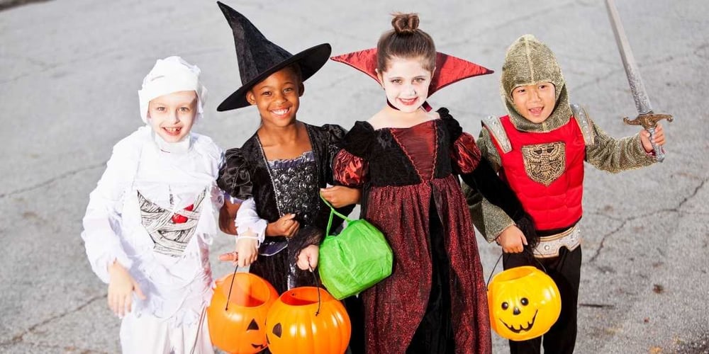 ninos-disfrazados-fiesta-de-halloween