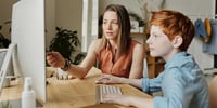 child learning online