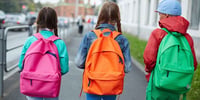 vuelta-al-cole-cuando-empieza-el-colegio-ninos-mochilas