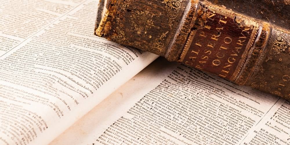 frases-en-latin-utiles-aprender-libro