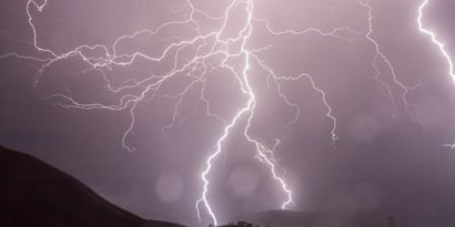 Comment se forment les orages et les éclairs ?