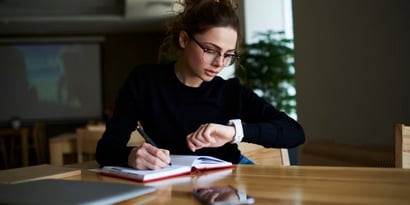 Gestion du temps : 5 conseils pour les profs particuliers en ligne