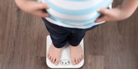 Aider un enfant avec des problèmes de poids
