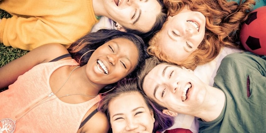 young_people_university_students_erasmus