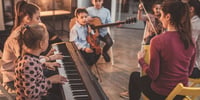 kids in music class