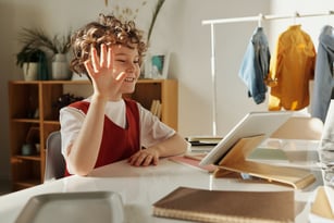 How Long Does It Take Before I Can Start Teaching With GoStudent?