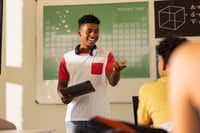 Schueler traegt deutsch muendlich abitur pruefung vor