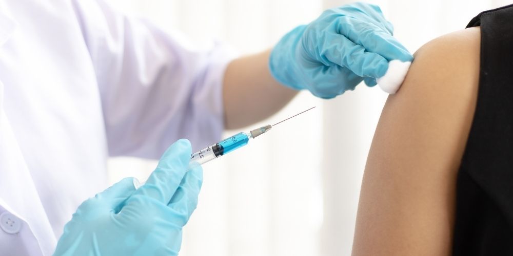vaccino-minori-mio-figlio-vuole-vaccinarsi-contro-il-mio-parere