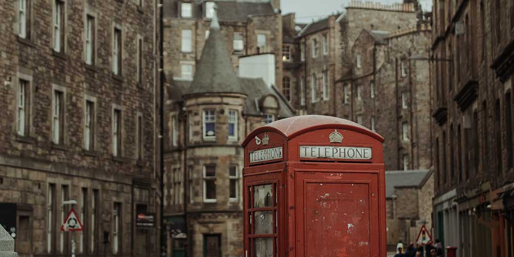 university of oxford red phone booth