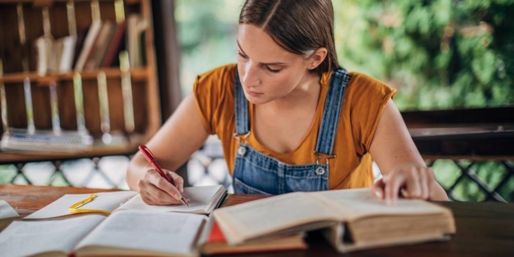 estudiar-en-verano-estudiante-vacaciones