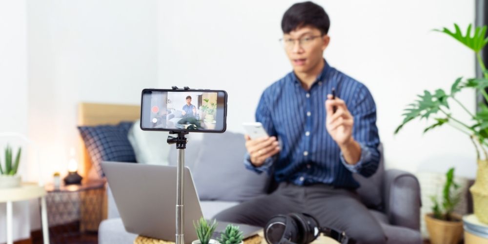 cosa-fanno-gli-influencer